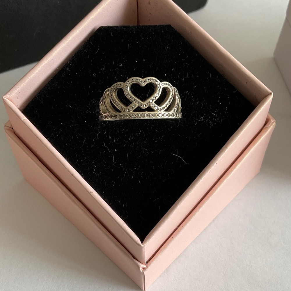 Pandora Silver Heart Tiara Ring